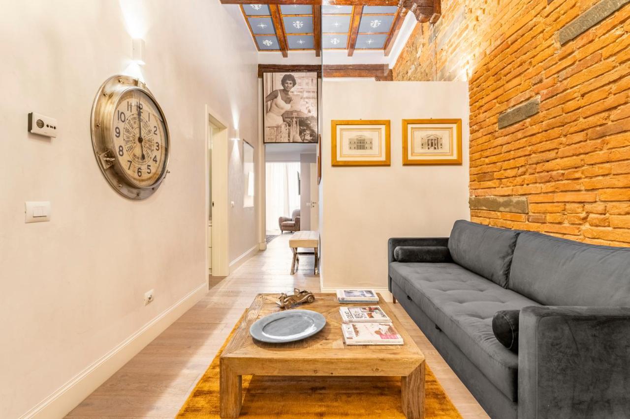 Art Apartment Luxury Sofia Suite Florence Exterior photo